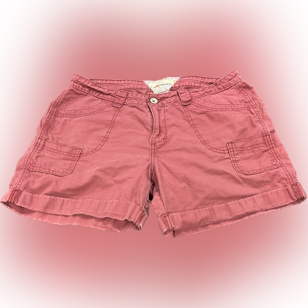 Levi’s Cargo Shorts Vintage Wash Red Pink Mauve Women’s Size 12